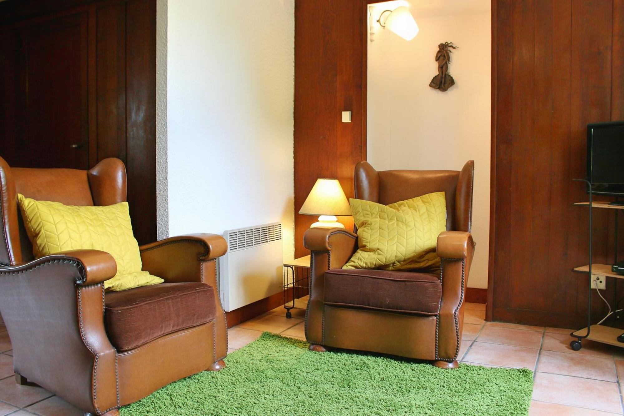 Le Pavillon De St Agnan Hotel Hautefort Room photo